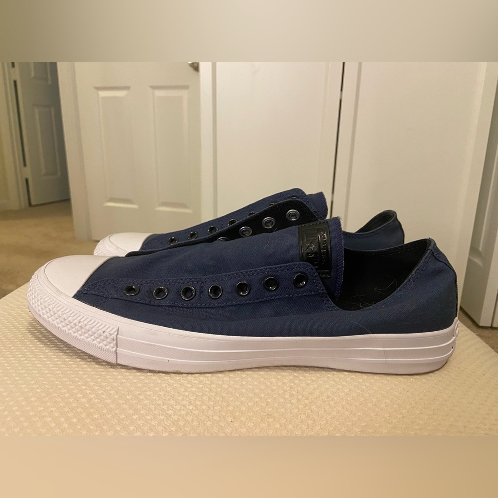 Men’s custom converse all-star sneakers Navy size 13.